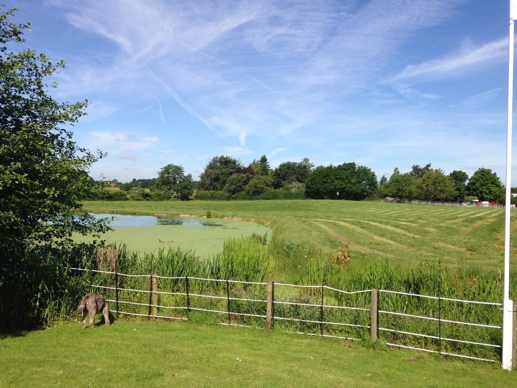 Whitethorn Bed And Breakfast Congleton Eksteriør bilde